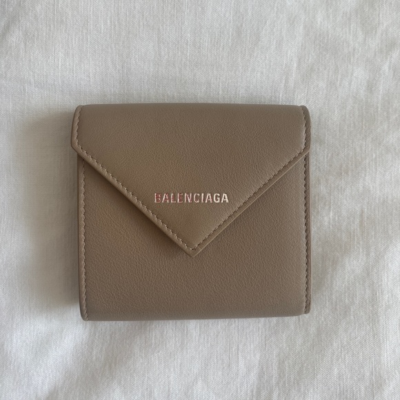 Balenciaga Mini Paper Wallet - Authenticated - Camel Color - Picture 1 of 6